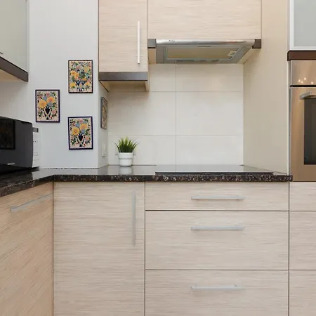 Comfy & Classy Near Cos Torwar By Renters Apartment Warsaw